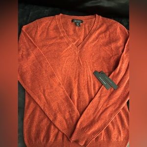 TAHARI 100% 2 PLY CASHMERE SWEATER (BRAND NEW/W TAGS)!!!!